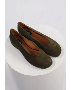 Brushed Suede Flat By Neo In Green