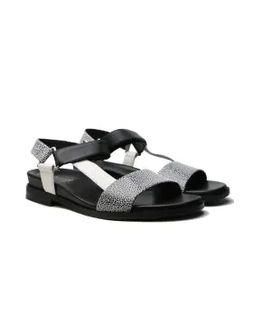 Find the perfect blend of style and support with the Chrissie Fawn Black and White Comfort Sandals for women. These stylish monochrome sandals feature a premium leather upper in a sophisticated speckled fawn print, ideal for a contemporary summer look. Ex