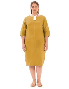 The keyhole neckline midi linen dress with 3/4 sleeves is an elegant and timeless choice. The keyhole neckline adds a touch of allure and sophistication, while the 3/4 sleeves provide a balanced and chic look. Crafted from breathable linen fabric, this dr