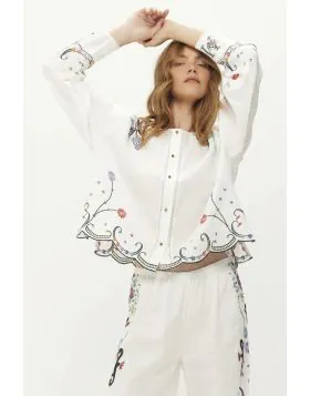 Me369 Helena Embroidered Kisses Shirt In White