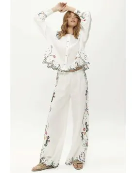 Me369 Alex Embroidered Kisses Pant In White