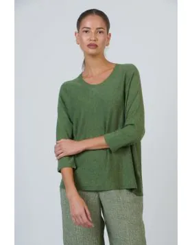 Naturals Relaxed Fine Knit Crew Neck Jumper In Sage