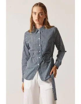 Rubyyaya Countryside Rose Shirt In Navy