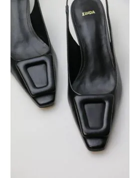 Slingback Cherie Heels By Zinda In Black