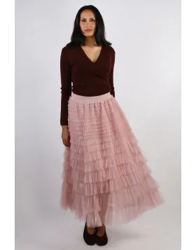 Make an unforgettable entrance in this Gabby Isabella tulle skirt. Multilayered ruffles create ethereal movement while the maxi length ensures refined sophistication. With Pull on, elastic waistband, it Features a voluminous, floor sweeping silhouette cre