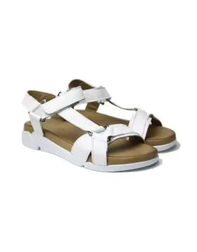 Thyme and Co Torque Sandal In White