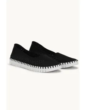 Ballerina Tulip Flat By Ilse Jacobsen In Black