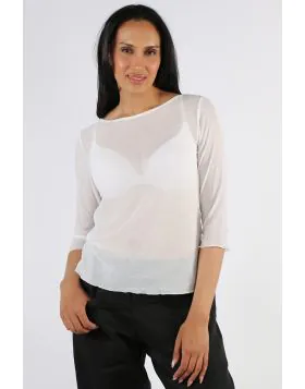 Be on top of sheer trend this season in this Sia Top By Two By Two. The easy sheer top gives you a perfect edge to be paired with easy tank or bra let. With a round neck and 3/4 sleeves, style it with high waisted pants and an easy blazer. Style 1921.

