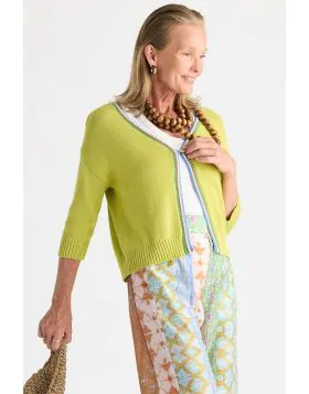 Introducing a charming crochet trim cardigan, perfect for adding a touch of elegance to your wardrobe. This cosy piece features stylish 3/4 sleeves and a self fastening design for a snug fit. The eye catching contrast crochet trim adds a delightful detail
