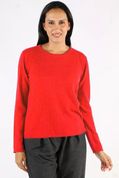 An easy and classic jumper by Aldo Martins is a perfect addition to your wardrobe. In cashmere, the classic Roll neck edge jumper has full sleeves and can be paired with other pieces in your wardrobe.

