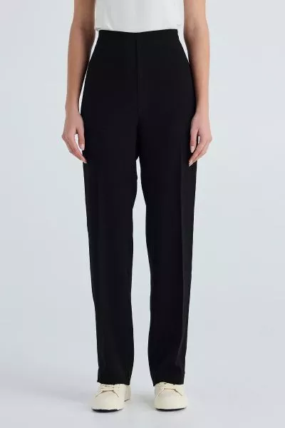 Elevate your style with the Athena Pant, crafted from a luxe acetate blend. These wide leg pants feature an elasticated waistband and functional pockets, making them a versatile choice. For a polished outfit pair with the easy shirts and Athena Jacket. LA