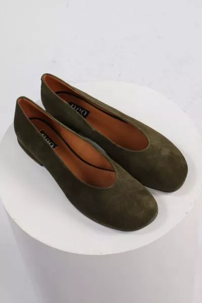 Brushed Suede Flat By Neo In Green