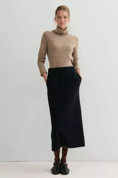 Cashmerism Luxe Pencil Skirt In Black