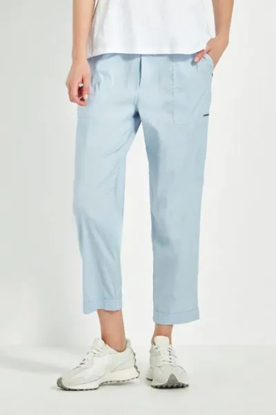 Acrobat Essex Pant By Verge In Chambray