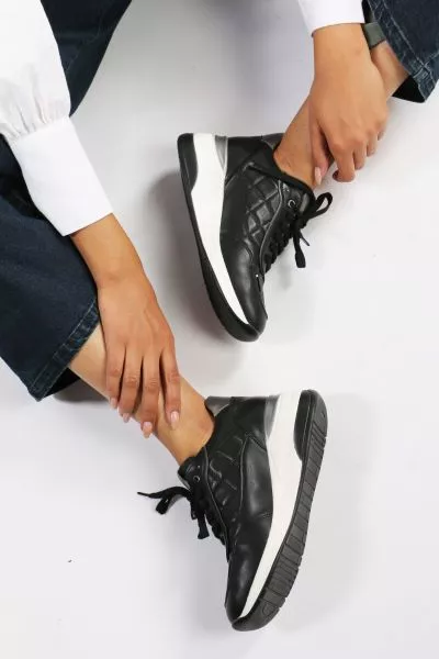 Nadia Sneaker By Sala In Black