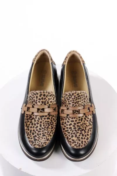 Madeira Loafer In Black By Suave