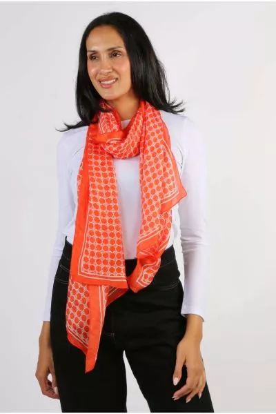 Namaskar Geometric Chain Scarf In Orange