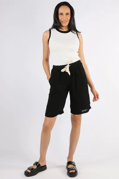 Two By Two Ford Short In Black