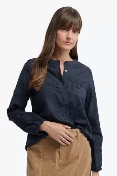 Yarra Trail Dainty Shirt In Navy