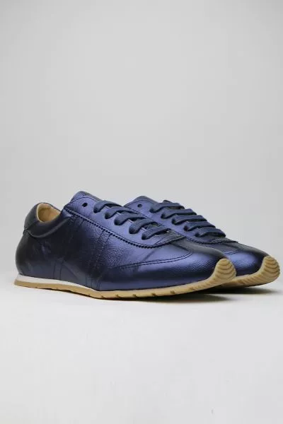 Zeta Innox Metallic Sneaker In Navy