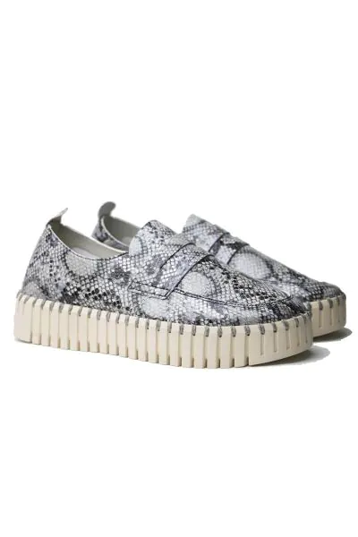 Tulip Platform Loafer By Ilse Jacobsen In Black Snakeskin