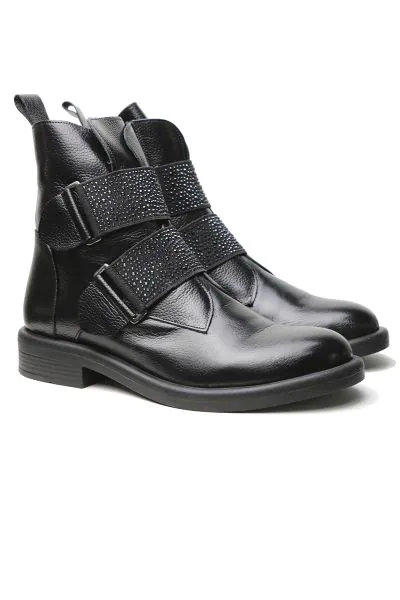 Neo Ariadne Boot In Black