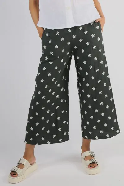 Blueberry Embroidered Daisy Palazzo Pants In Grey
