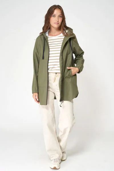 Batela Everyday Raincoat In Olive