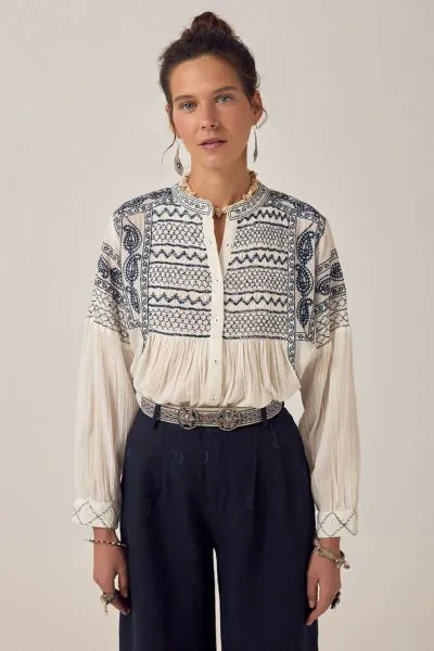 Maison Hotel Blanca Shirt In Deep Blue