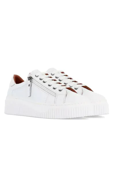 Sala Bonnie Sneaker In White