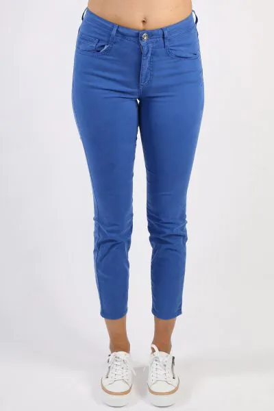 Brax Shakira Slim Leg Lightweight Jean In Pale Blue