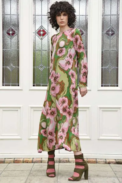 Flared sleeves bring a soft sense of drama to the CHARGE IT TO MY ROOM Dress, elevating its streamlined shape. Crafted in I WANT CANDY viscose satin, it features a godet pleat at the back for added movement, along with a centre back zipper and side pocket