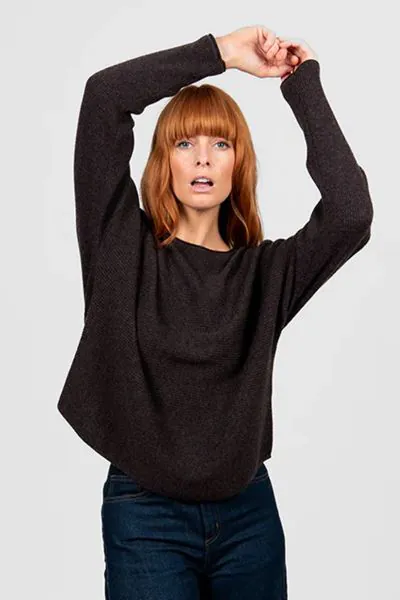 Bridge and Lord Dolman Rib Pullover In Chocolate