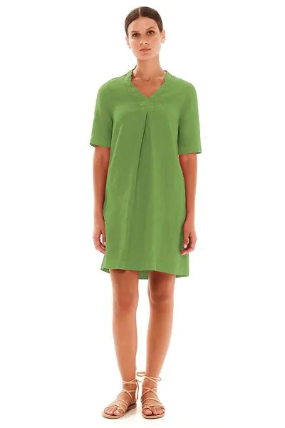 The perfect all round summer dress, a loose A line with V neck. This dress is made in pure linen fabric. It is timeless allowing it to be a real staple in your wardrobe! Pair with your favorite sandals, trainers, or heels depending on the season or occasi