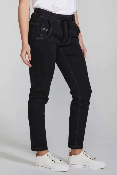 Casual 5 pocket jeans with an elasticated waist and adjustable drawstring tie. Soft handle and distressed finish achieved by special garment wash. style LA3317.
