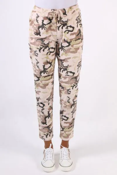 Funky Staff You 2 Velvet Pant In Rose Camouflage