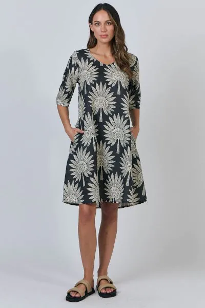 Naturals Date Palm V Neck Dress In Print