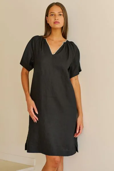 Naturals Blanket Stitch Gathered Dress In Black