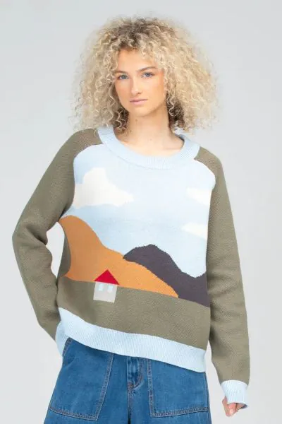 The The Boom Shankar House Jumper is a super cute and quirky winter knit in 100% cotton. Round neckline, house jacquard scene, relaxed fit, ribbed neckline, hems and cuffs, contrast khaki sleeves and back. style W25JM06.