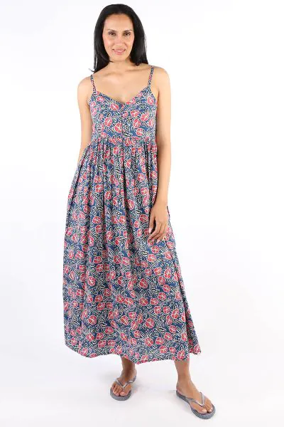 Keep it fun and easy in this Illinois Sundress by Ibsa that is all sorts of perfection. In the signature ibsa print, the overall floral print, perfect for Summers, is in sundress with spaghette straps and gathered details in a flowy silhouette. Style with