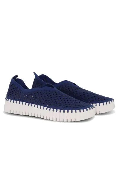 Tulip Platform Flat By Ilse Jacobsen In Indigo