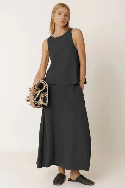 Indi and Cold Long Linen Bias Skirt In Carbon