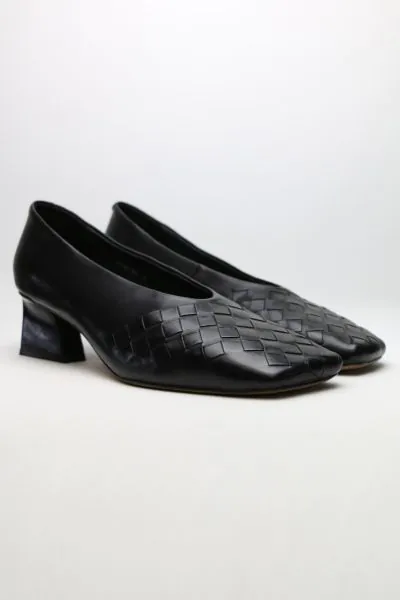 Valentina Pump By Minx In Black