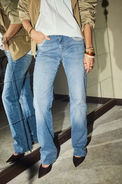 Crafted with a unique garment dye, these pants feature a regular, tapered fit, designed to be worn at your preferred rise. Embroidered details adorn the pockets, while the turned up hem is ideal for showcasing your favorite footwear. Style yours with a li