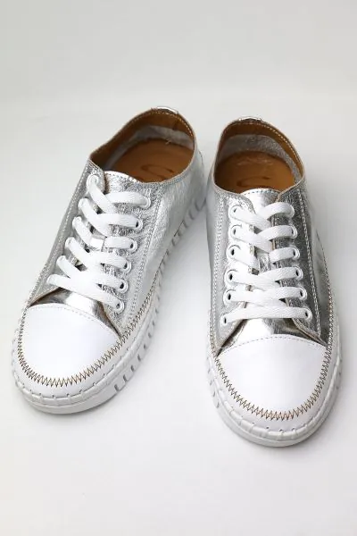 Sempre Di Everyday Sneaker In Silver
