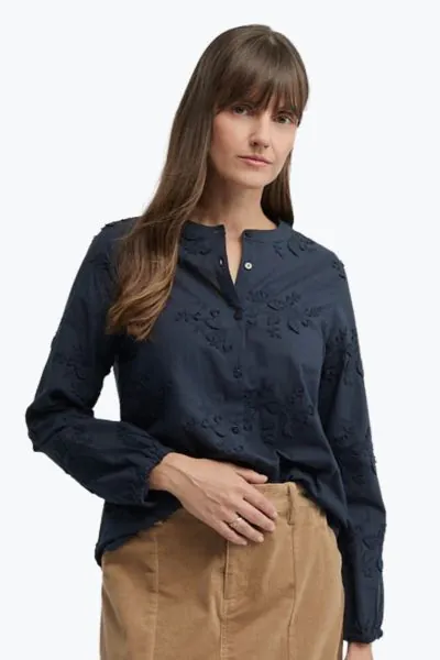 Yarra Trail Dainty Shirt In Navy
