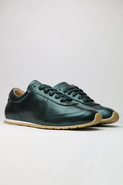 Zeta Innox Metallic Sneaker In Emerald