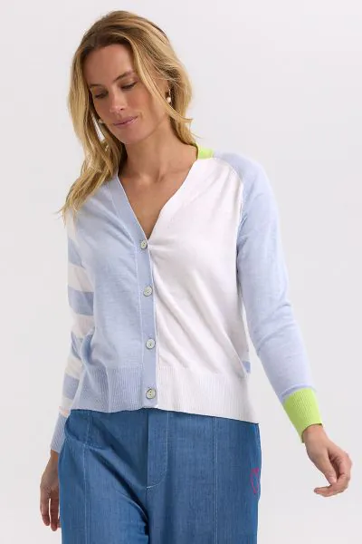 Our Split Cardi from Zaket and Plover feels like Summer, with a beautifully soft, lightweight feel and classic blue and white stripe. Designed for a slightly cropped fit with button through front and contrast cuffs, this new season staple is the perfect c