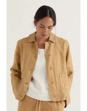 A classic garment dyed linen jacket with an easy, relaxed structure that is influenced by Cornish workwear. Throw over jumpers and jeans, or wear loose over flowing dresses. Our linen will grow softer and smoother with each summer of wear, developing a ch