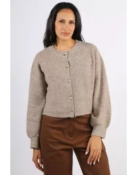 The Aire is a soft knit cardigan in a rich Caramel, perfect for layering this season. Button up, round neckline, v split detail at the back, layer over tees or dresses. Soft, cosy and effortlessly feminine, this wool blend cardigan is the perfect layering